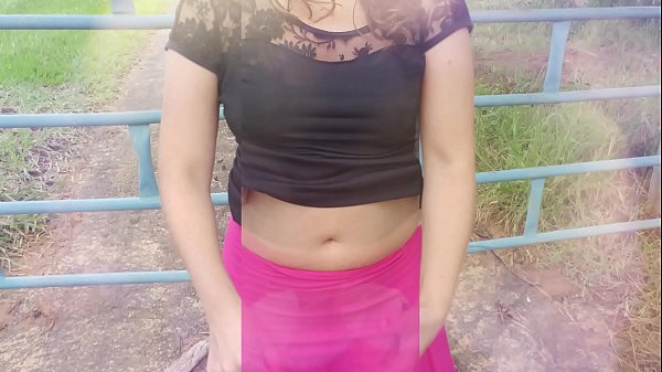 Igra na farmi, prava kućna žena, kučka kučka i njen muž rogonja u divljini